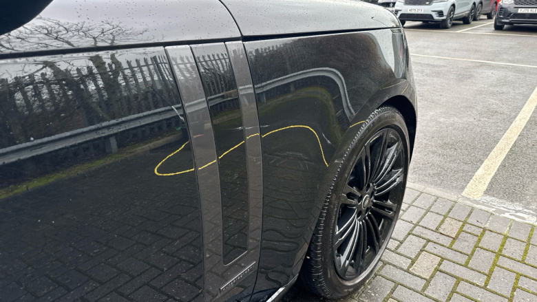 Land Rover Range Rover 3.0 D300 Autobiography 4dr Auto Diesel Estate